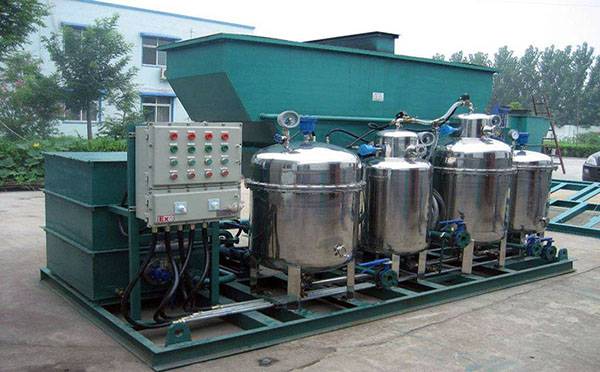 现代生活成人在线看片